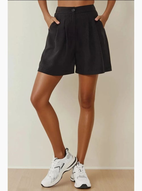 Shorts met hoge taille, plooien, lyocell en soft touch hiccup - Kiabi Shorts met hoge taille, plooien, lyocell en soft touch hiccup - Kiabi