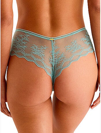 Shorty string manuela