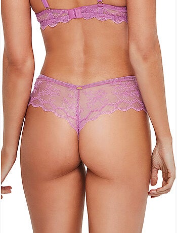Shorty string manuela