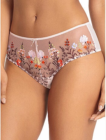 Shorty string maria