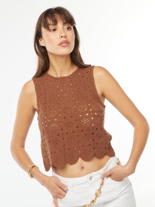 Singlet van macramé in haltermodel