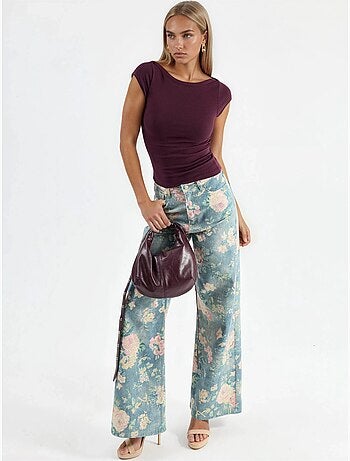 Slim-fit blouse met boothals busem