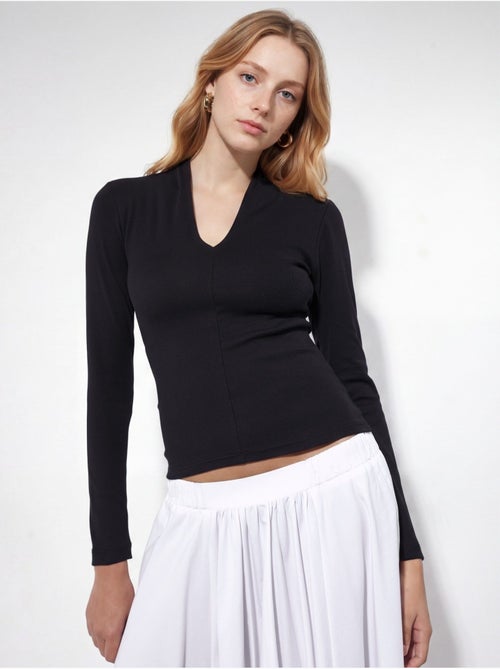 Slim-fit blouse met lange mouwen en v-hals busem - Kiabi