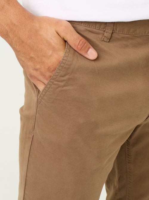 Slim-fit chino - Kiabi Slim-fit chino - Kiabi