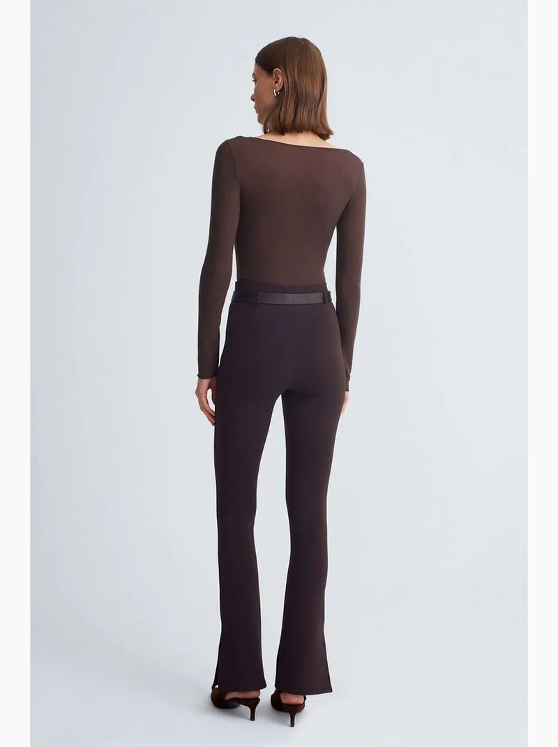 Slim fit flare broek met ceintuur dilvin Chocoladebruin - Kiabi