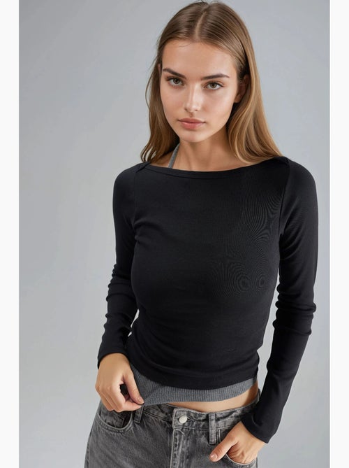 Slim fit geribde blouse met boothals busem - Kiabi Slim fit geribde blouse met boothals busem - Kiabi