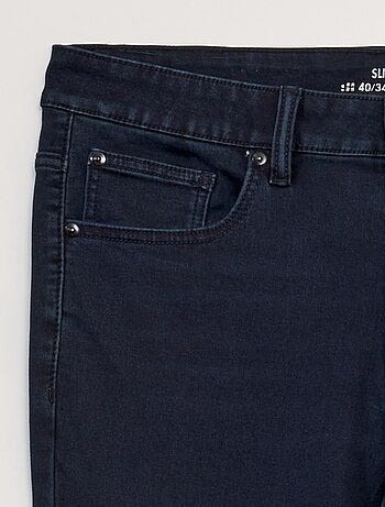 Slim-fit jeans