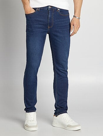 Slim-fit jeans