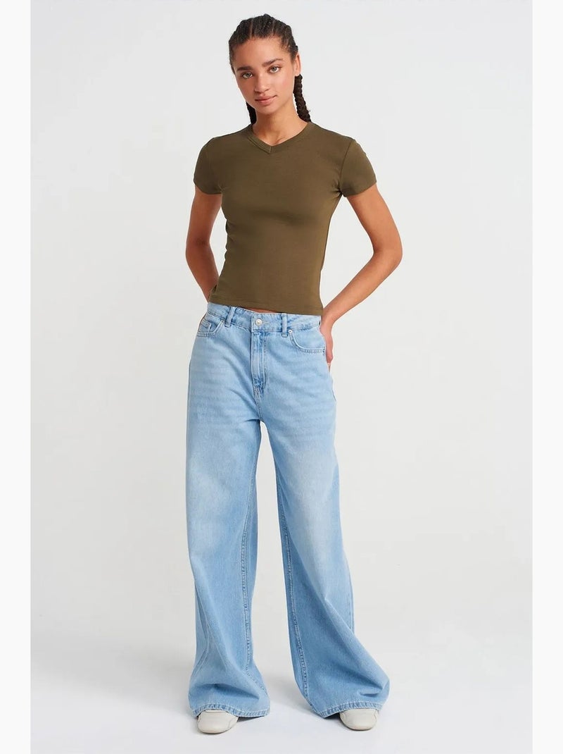 Slim fit katoenen t-shirt met v-hals dilvin Kaki - Kiabi