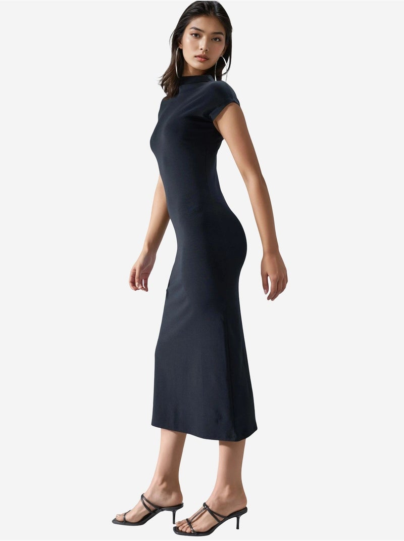 Slim-fit midi-jurk met ronde hals busem Zwart - Kiabi