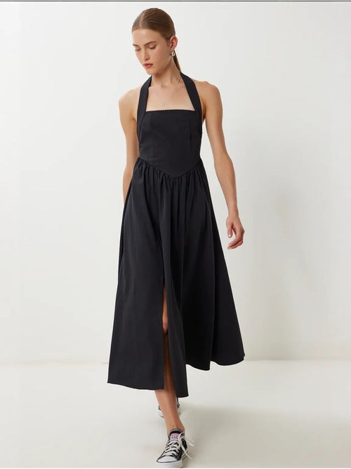 Slim fit midi-jurk met vierkante hals istanbul - Kiabi Slim fit midi-jurk met vierkante hals istanbul - Kiabi