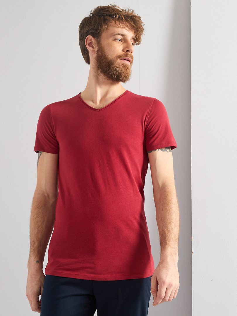 Slimfit T-shirt van effen katoen met een V-hals donkerroze - Kiabi