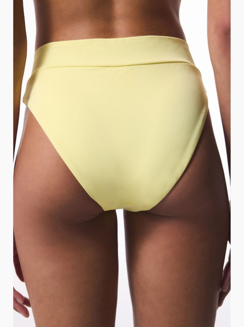 Slip bikinibroekje met v-snede penti - Kiabi Slip bikinibroekje met v-snede penti - Kiabi