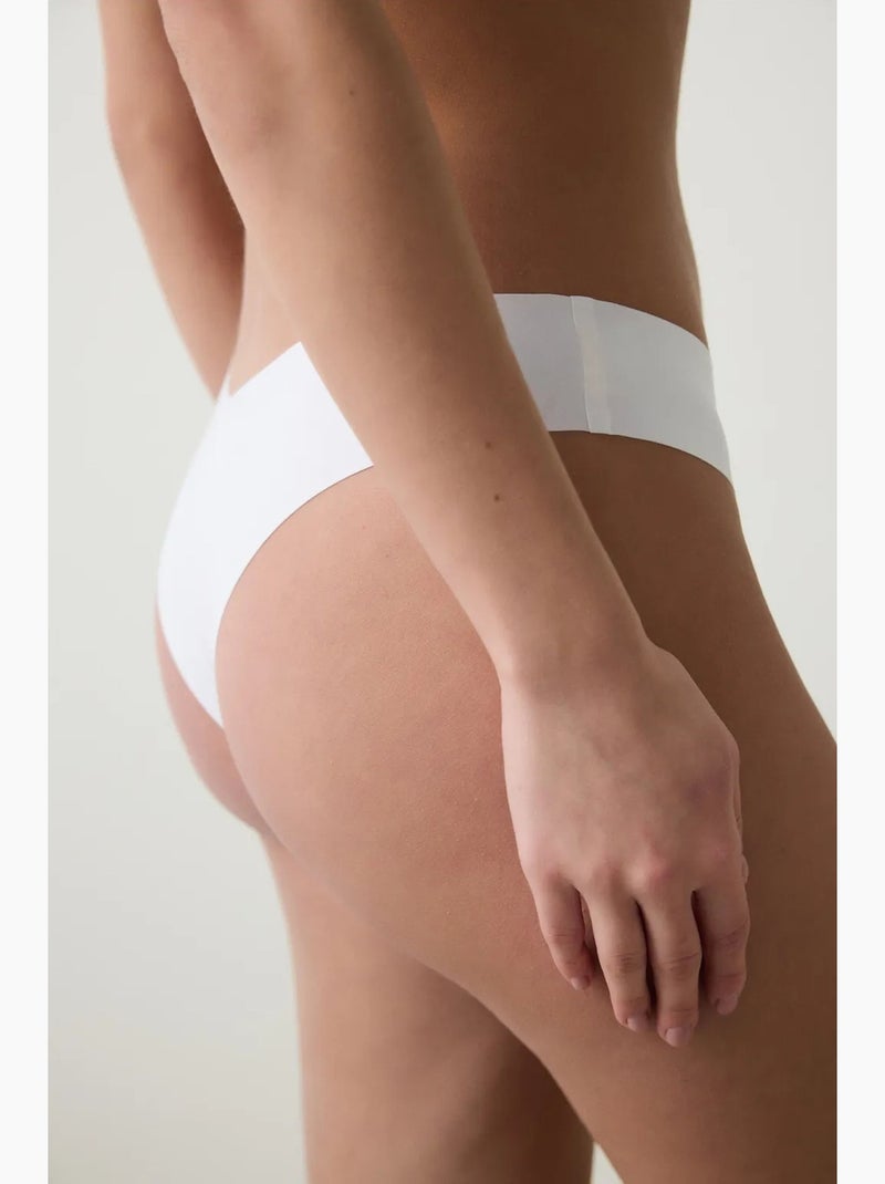 Slip brésilien invisible à découpe laser et forme en v penti Blanc cassé - Kiabi