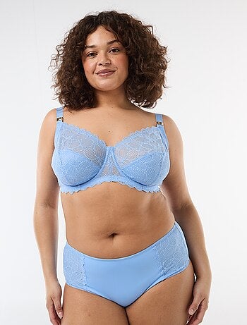 Slip met hoge taille en kant