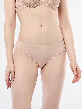 Slip van microvezel en kant
