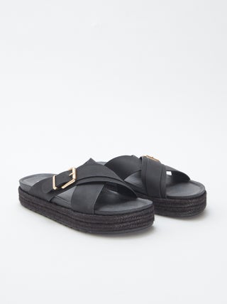 Slippers met sleehak en touwzool