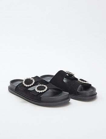 Slippers met twee bandjes met stras