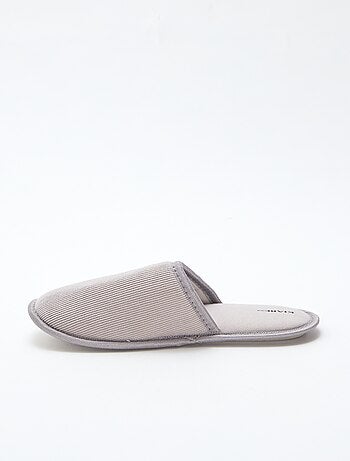 Sloffen van velours