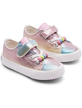 Sneakers conguitos bajas arcoíris