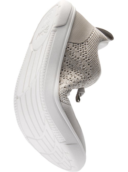Sneakers Conguitos Barefoot Goflex Bordado - Kiabi Sneakers Conguitos Barefoot Goflex Bordado - Kiabi