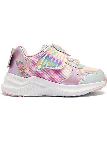 Sneakers conguitos estampado mariposa