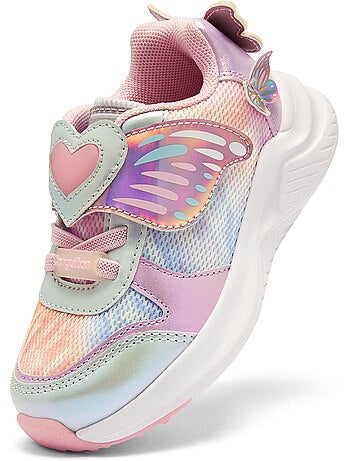 Sneakers conguitos estampado mariposa