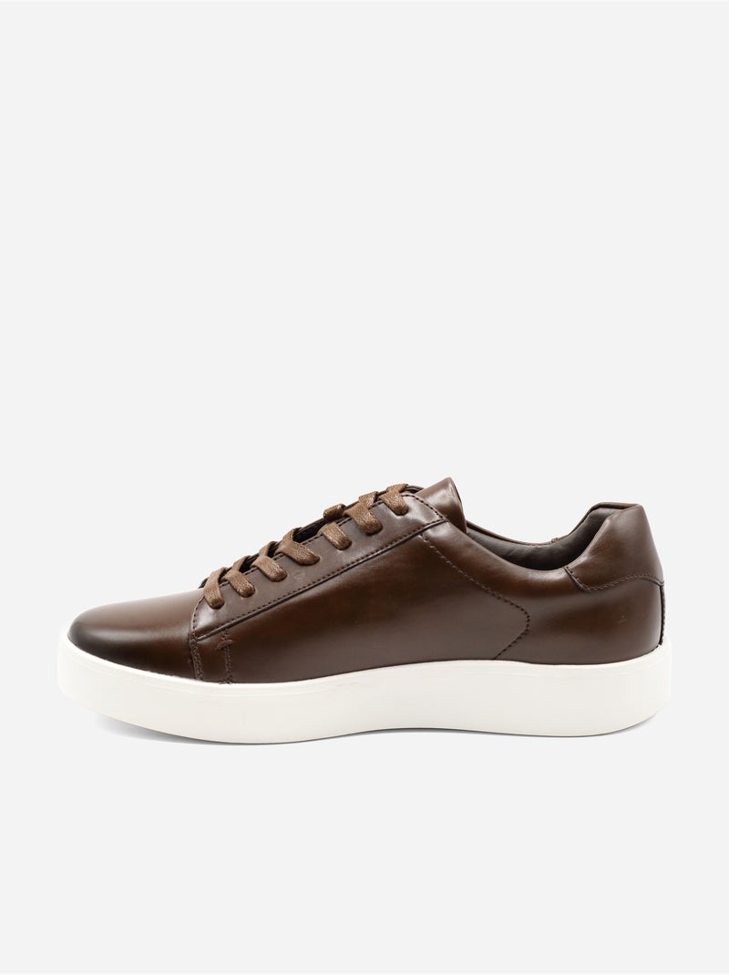 Sneakers met veters Bruin - Kiabi