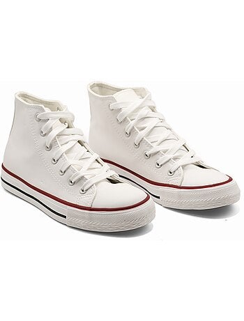 Sneakers met veters