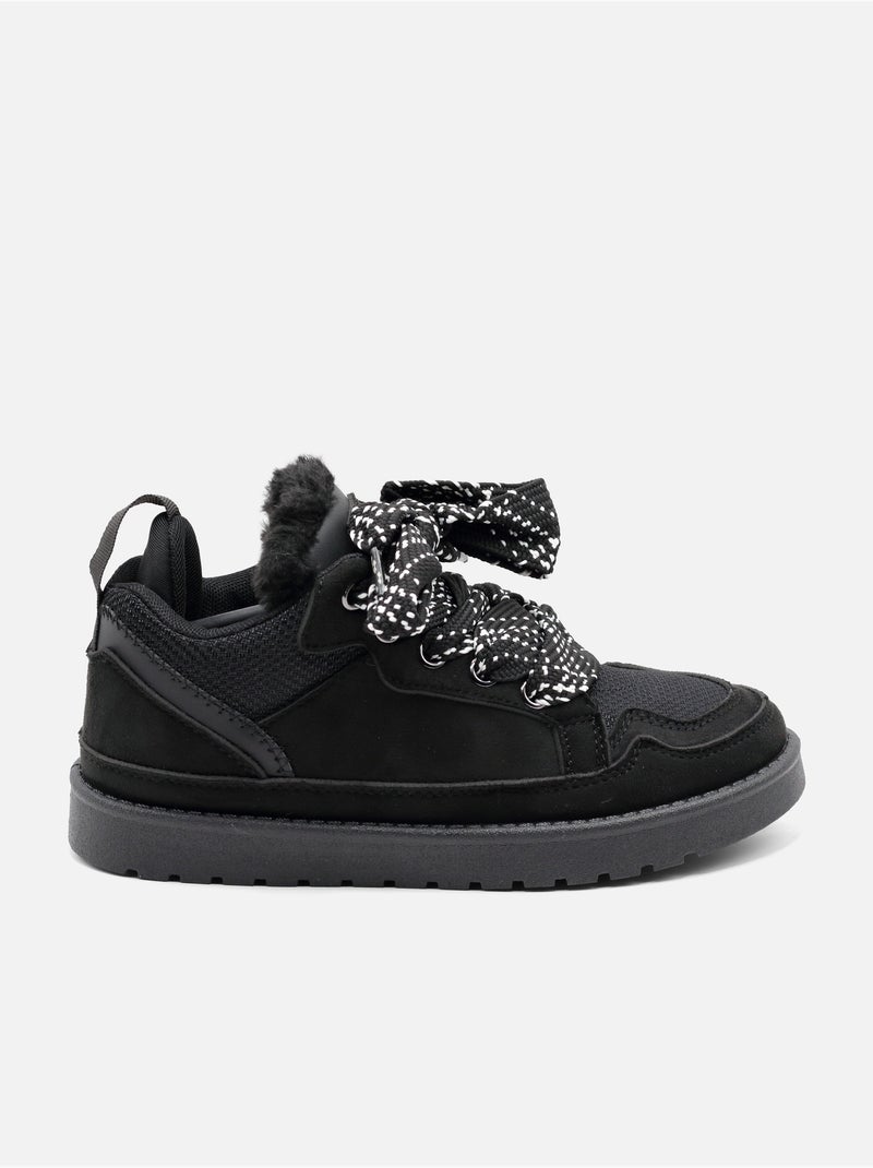 Sneakers met veters Zwart - Kiabi