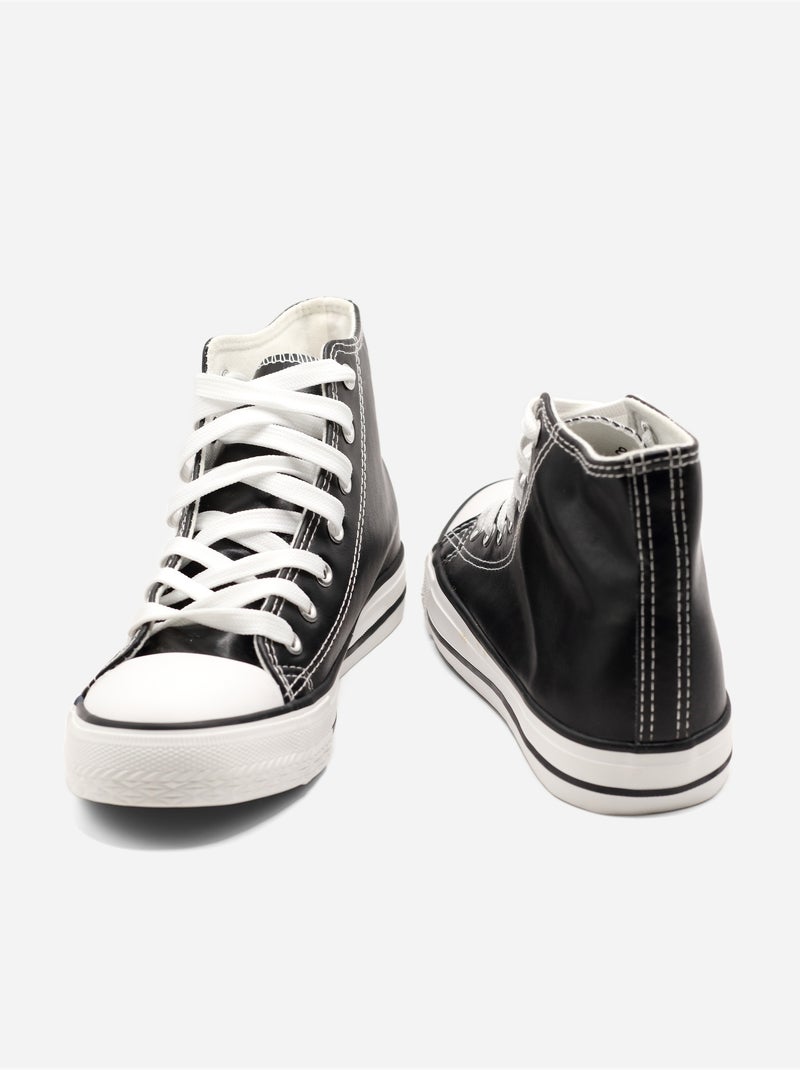 Sneakers met veters Zwart - Kiabi