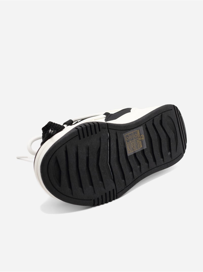 Sneakers met veters Zwart - Kiabi
