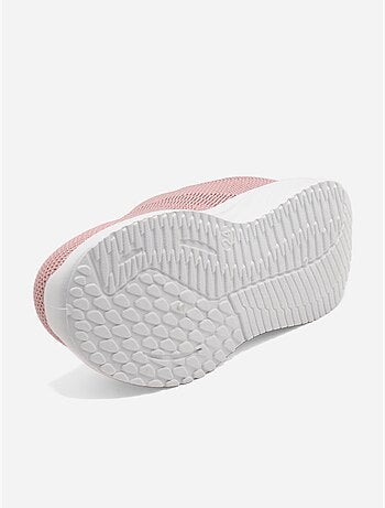 Sneakers om aan te trekken