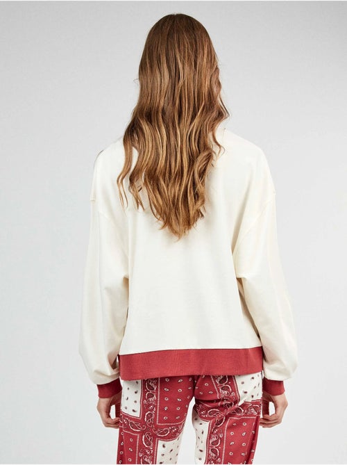 Snoopy pyjama met paisley bedrukte broek - Kiabi Snoopy pyjama met paisley bedrukte broek - Kiabi