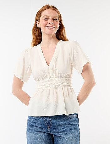 Soepele blouse met uitlopend model