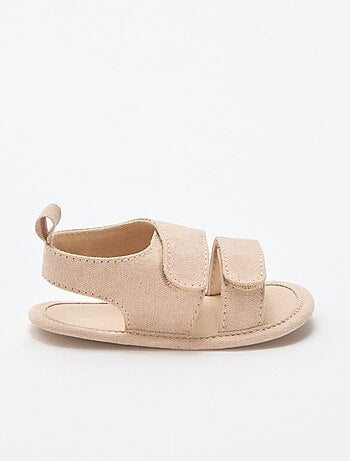 Soepele sandalen met 2 bandjes