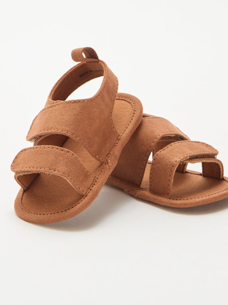 Soepele sandalen met 2 bandjes Bruin - Kiabi
