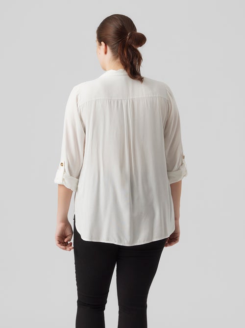 Soepelvallend overhemd 'Vero Moda Curve' - Kiabi