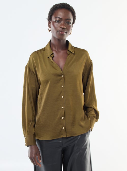 Soepelvallende blouse met satijneffect en goudkleurige knopen - Kiabi