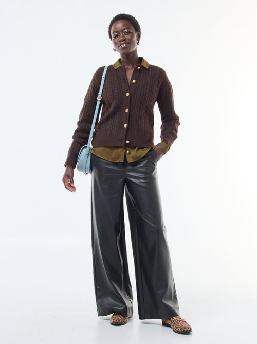 Soepelvallende blouse met satijneffect en goudkleurige knopen - Kiabi