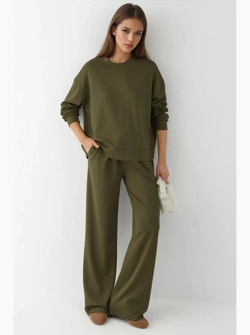Soft modal touch sweatpants met wijde pijpen hiccup - Kiabi Soft modal touch sweatpants met wijde pijpen hiccup - Kiabi