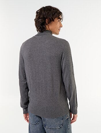 Sous-pull uni en maille fine jauge