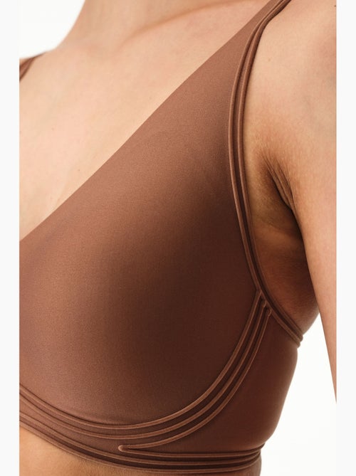 Soutien-gorge contour invisible à coques amovibles penti - Kiabi Soutien-gorge contour invisible à coques amovibles penti - Kiabi