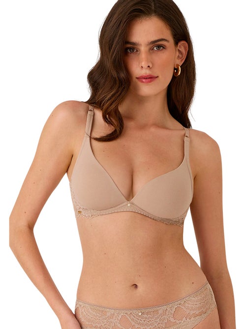 Soutien-gorge décolleté profond sans armatures renatta - Kiabi Soutien-gorge décolleté profond sans armatures renatta - Kiabi