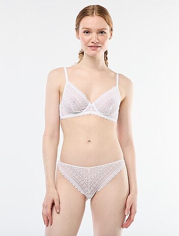 Soutien-gorge en dentelle transparente