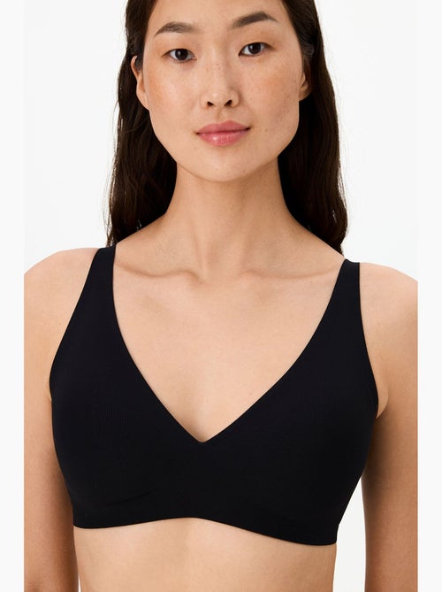 Soutien-gorge fit decolette sans trace avec coussinets penti - Kiabi Soutien-gorge fit decolette sans trace avec coussinets penti - Kiabi