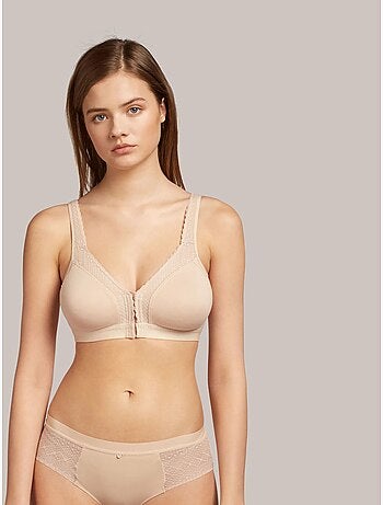Soutien-gorge post-opératoire en collaboration avec aecc