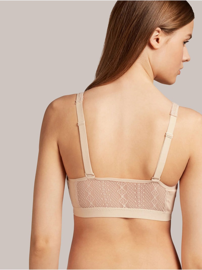 Soutien-gorge post-opératoire en collaboration avec aecc Rose - Kiabi