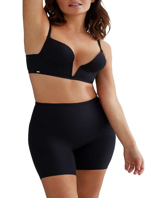 Soutien-gorge préformé décolleté profond curves - Kiabi Soutien-gorge préformé décolleté profond curves - Kiabi