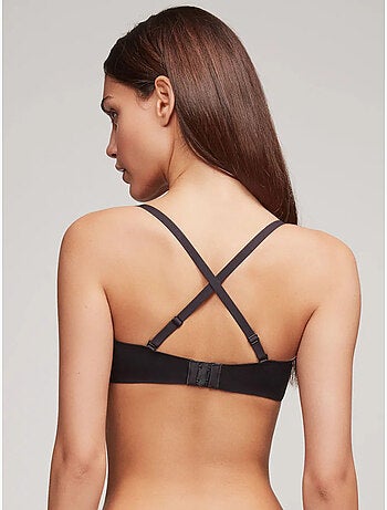 Soutien-gorge réducteur capacité sous l'aisselle